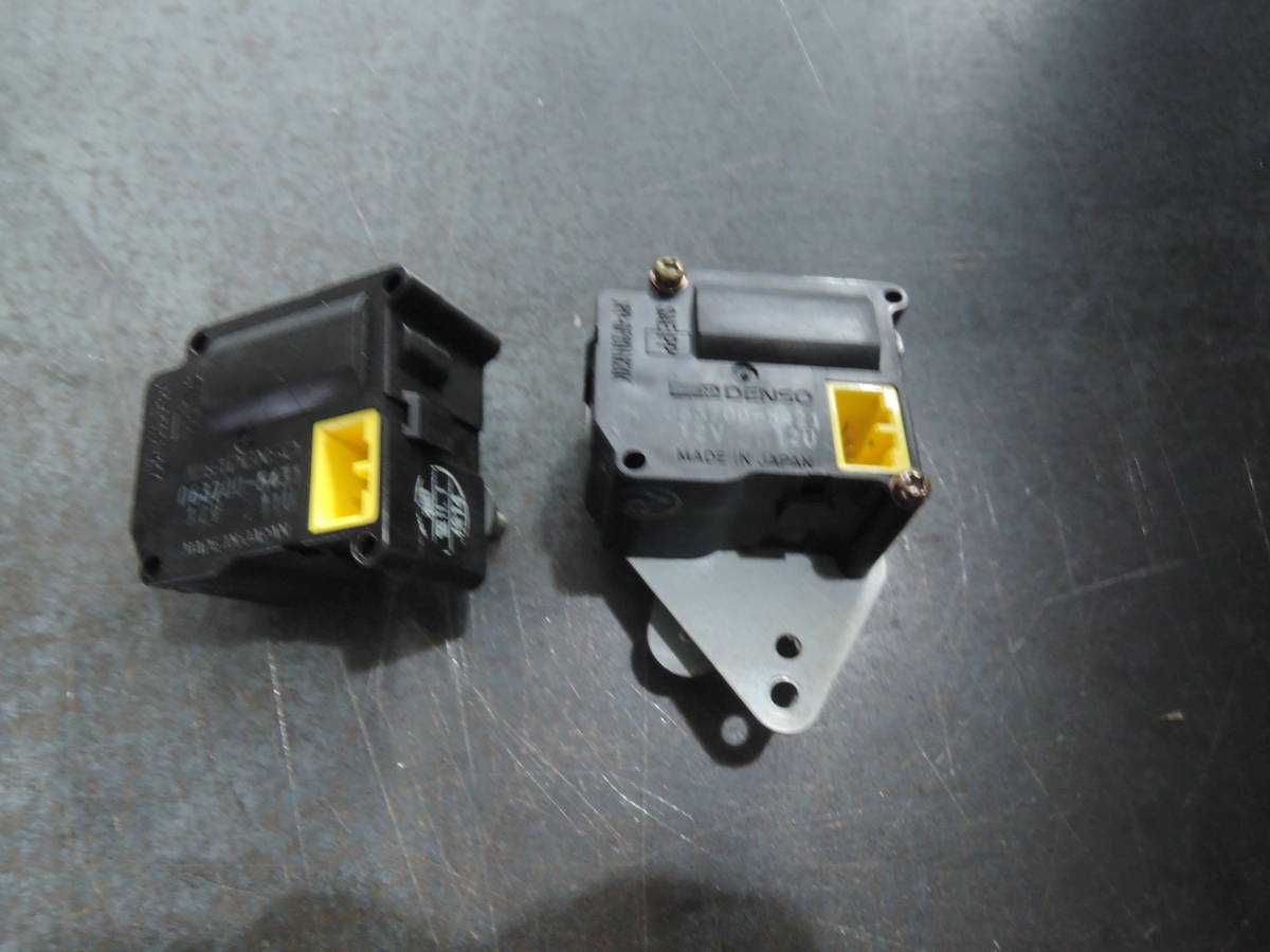 ・ GF-JLGC JAGER ジャガー XJ 3.2L/X300 純正 エアー フラップ モーター/風出口切り替え 063700-5431/063700-5421 【動作車両】 J-1461拍卖