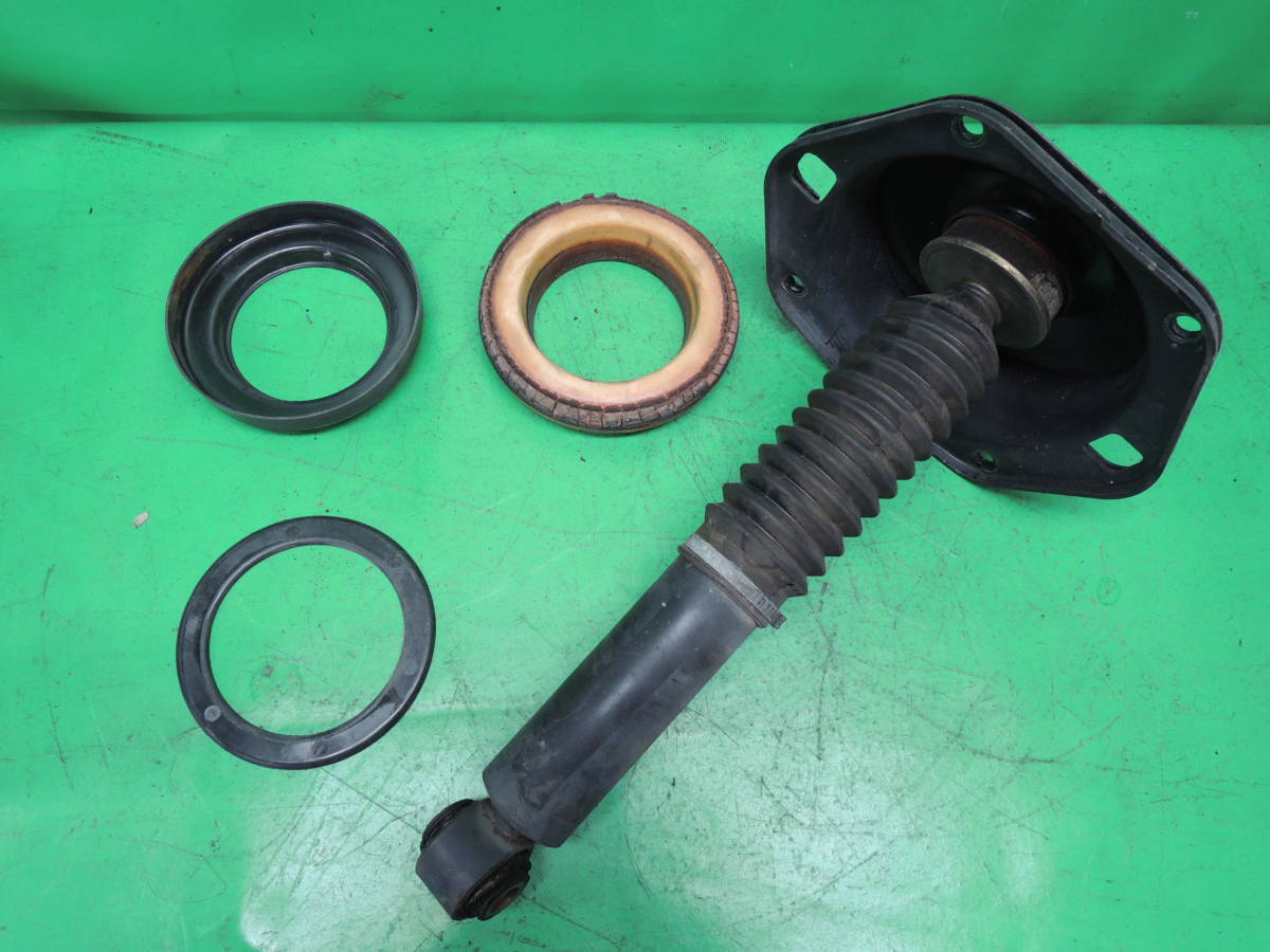 ・ GF-JLGC JAGER ジャガー XJ 3.2L 純正 【左/L リア】 ストラット ショックアブソーバー サスペンション 助手席側 左後 J-1461拍卖