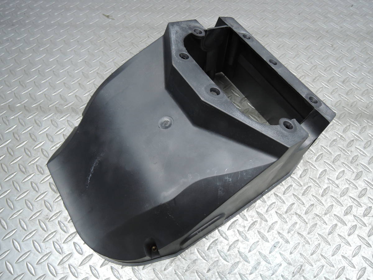 ・ GF-JLGC JAGER ジャガー XJ 3.2L X308 純正 エンジンルーム ヒューズボックス/ECU ハウジング下カバー LNE 2391 J-1461拍卖