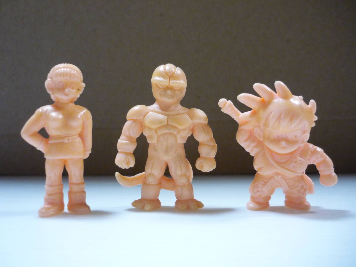 【送料無料】人形 3個セット ドラゴンボールZ ドラ消し パート10 消しゴム / まとめ 消し人形 クウラ ブルマ 孫悟飯 肌色 ドラゴンボール拍卖