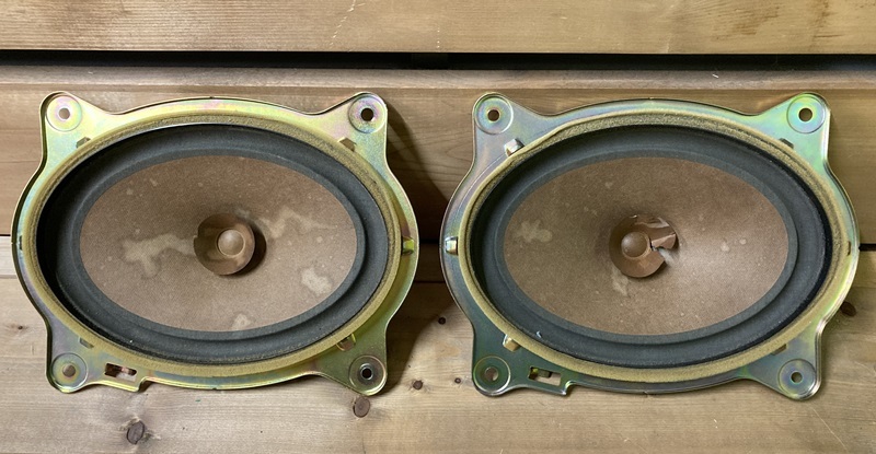 アルテッツァ SXE10/GXE10 後期 純正 リアスピーカー拍卖