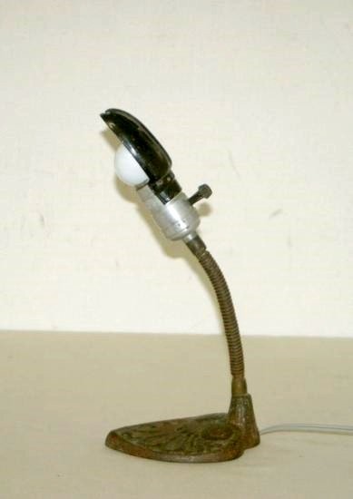 古い ライト デスク 卓上 LEVITON アルミソケット グースネック 鉄脚 レトロ アンティーク ビンテージ インテリア 装飾拍卖