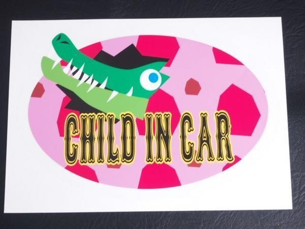 カーステッカー CHAILD in CAR ワニ 透明 チャイルドインカー ギフトにも タント N-BOX ソリオ フリード セレナ ステップワゴン 怪獣拍卖