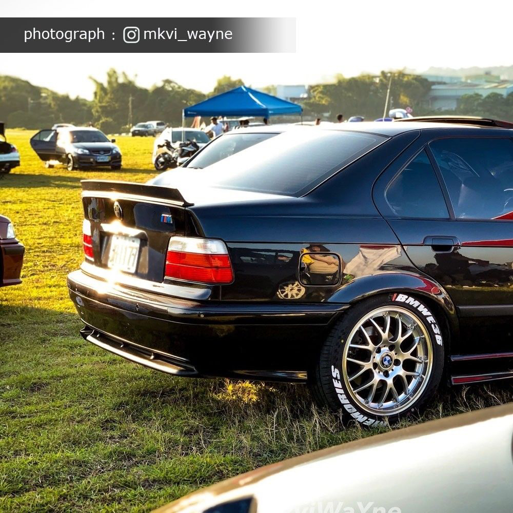 LRS L Type BMW E36 3シリーズ セダン リア トランクスポイラーウィング 未塗装品拍卖