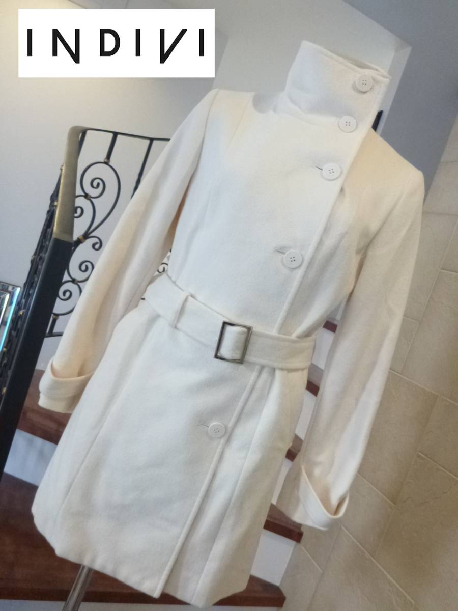4.8万 INDIVI インディヴィ インディビ ★ 白 ホワイト 2WAY襟 スタンドカラー ロングコート 2 M相当拍卖