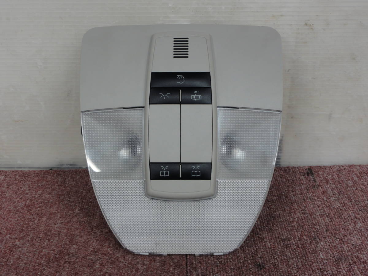 ☆平成18年車 DBA-169033 ベンツ A200 ルームランプ 動作確認済み☆F21371 m拍卖
