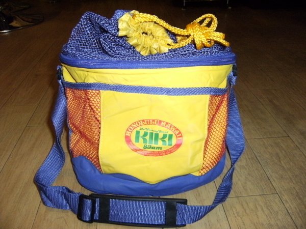 未使用★昭和レトロ★90年代★バブル全盛期★HAWAII HONOLULU KIKI 83am クーラーバック 保冷バック★ハワイ ラジオ サーフィン フラダンス拍卖