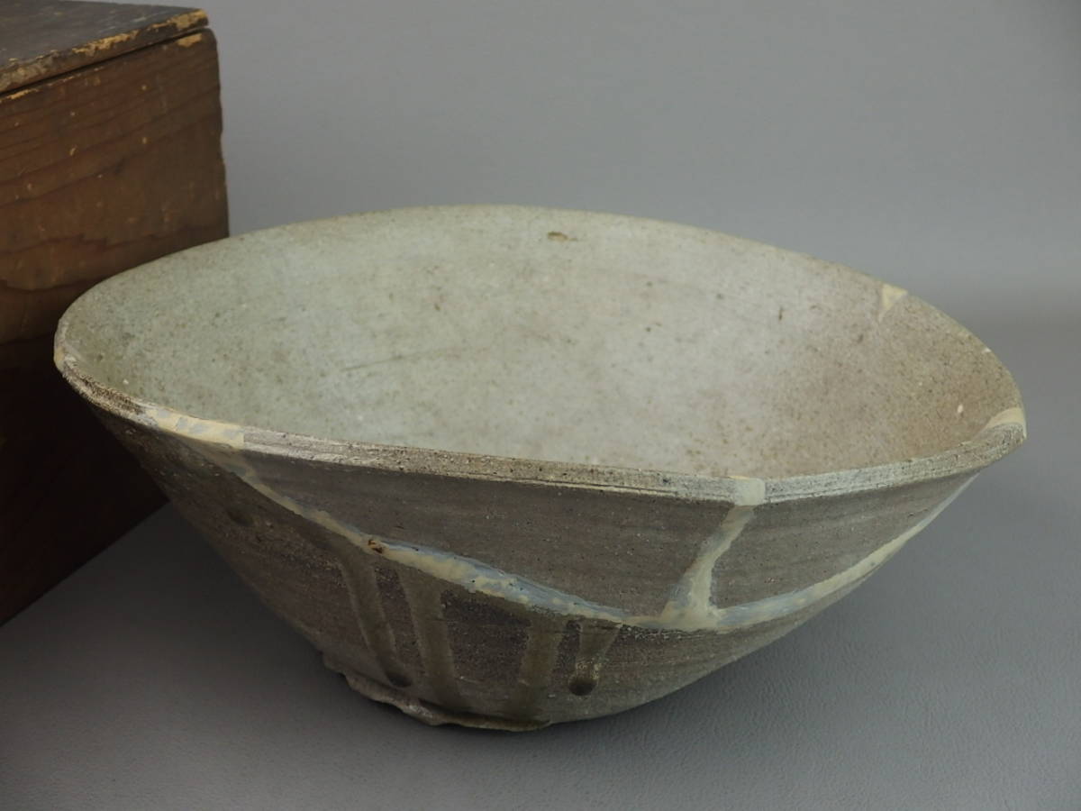 【骨董・茶道具】★古い 常滑焼 古常滑★★自然釉呼継山茶碗 大鉢 花生 cq022sgl.8 酒器 和食器拍卖