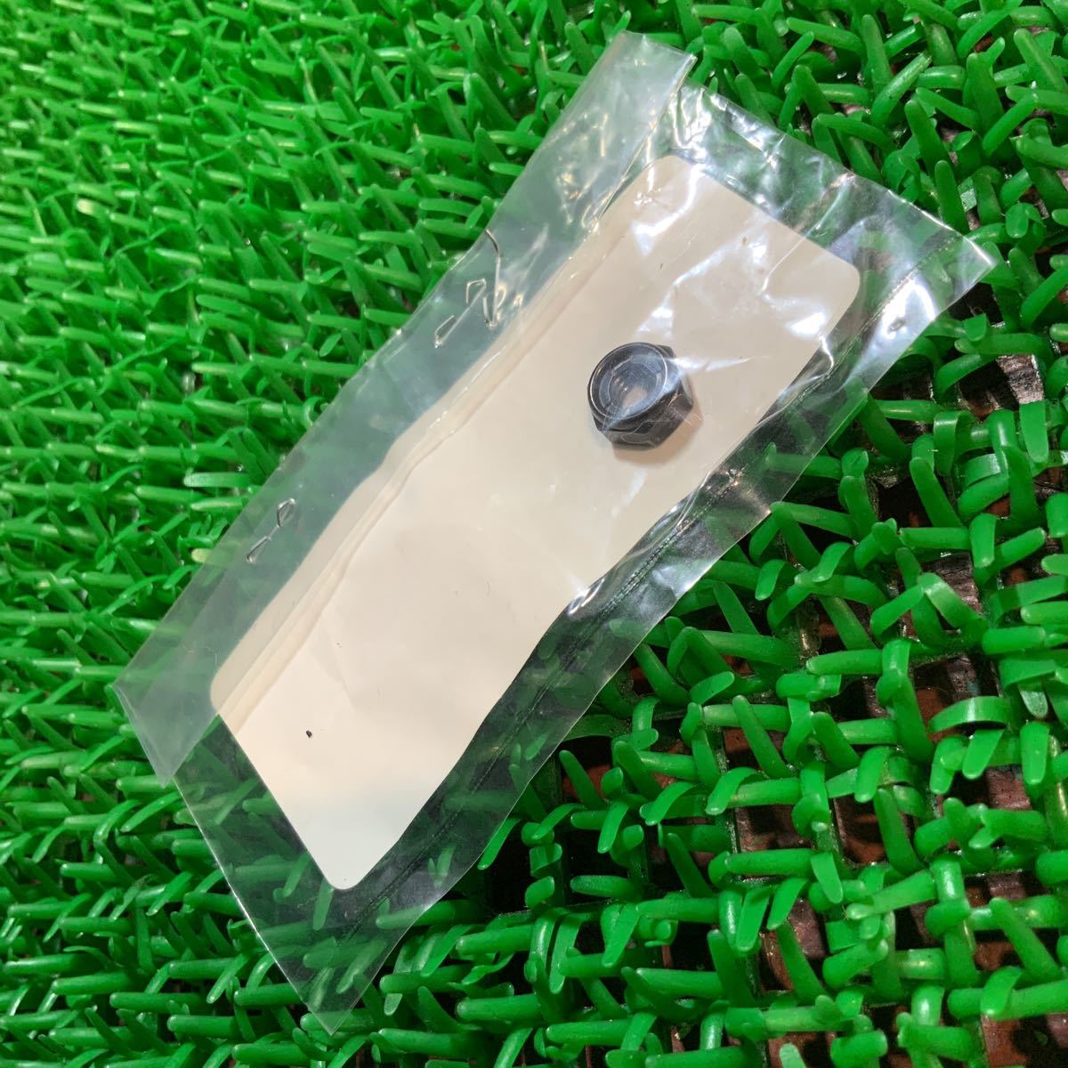 4-709 YAMAHA ヤマハ TW200E 純正 ブレーキレバーナット 95617-06100 未使用 部品拍卖