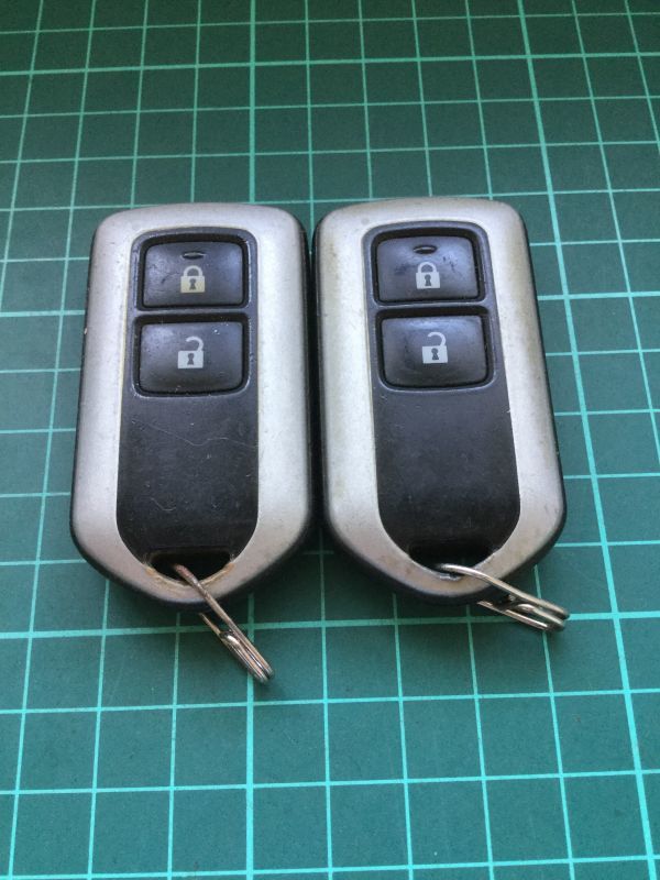 @TA 1421 2個トヨタ 純正 キーレス スマートキー アルファード エスティマ ポルテ アイシス等拍卖