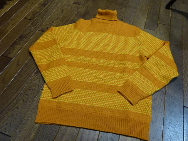 激安!新品 送料無料 イタリア ドゥルモア ボーダーのタートルニット オレンジ 48拍卖