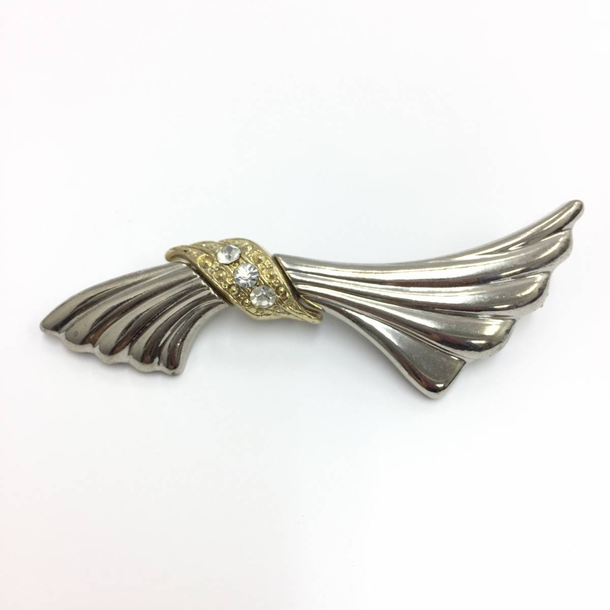 【ブローチ】約2×8.5cm 軽い 軽量 流れるようなデザイン アクセサリー拍卖