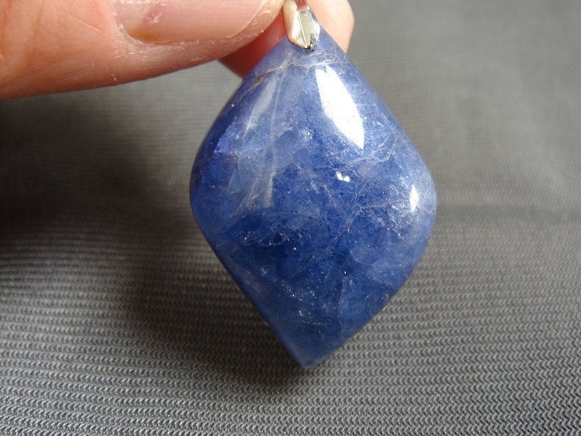 ☆極上品、超希少、超貴重、大粒天然8A級タンザナイトペンダントトップ18拍卖