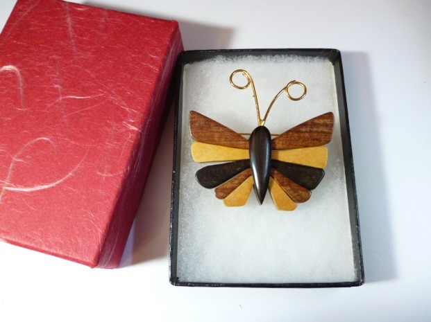 δ 寄木細工 ブローチ 蝶 δ 寄木 木製 組木拍卖