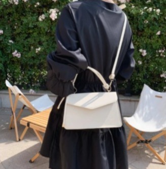 レディース 合皮 レザー ミニショルダーバッグ 4色拍卖