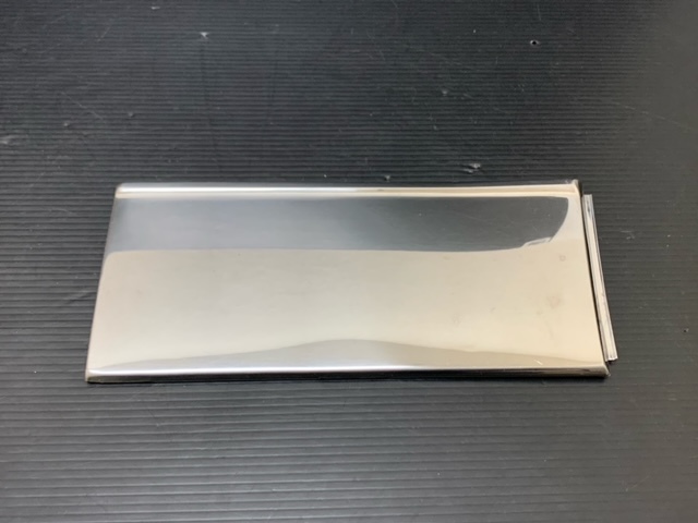 87 88 1987 1988 カトラス リアフェンダー ロッカーパネル 左側 ハイドロ拍卖