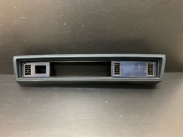 87 88 1987 1988 カトラス メーターフレーム ダッシュパネル 吹出し口 ハイドロ拍卖