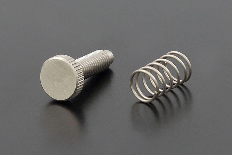 N81-3174 Z1/Z2 スロットル固定ボルト&スプリングセット拍卖