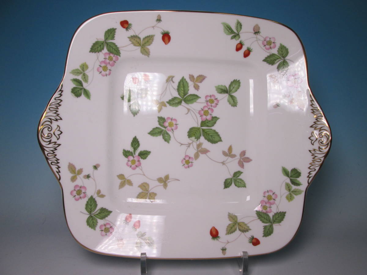 ☆WEDGEWOOD ウェッジウッド 金彩ワイルドストロベリー バター&ブレッドプレート拍卖