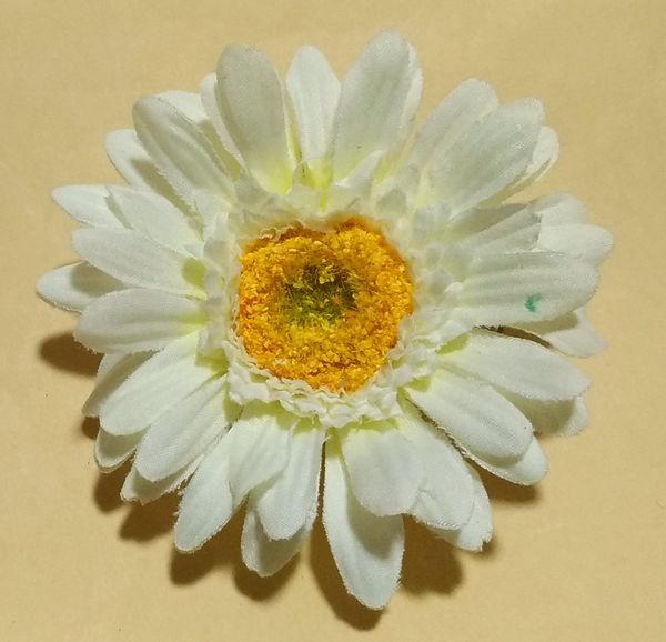 コサージュ 白系 花飾り ガーベラ ホワイト ピン クリップ アクセサリー ヘアピン 髪留め拍卖