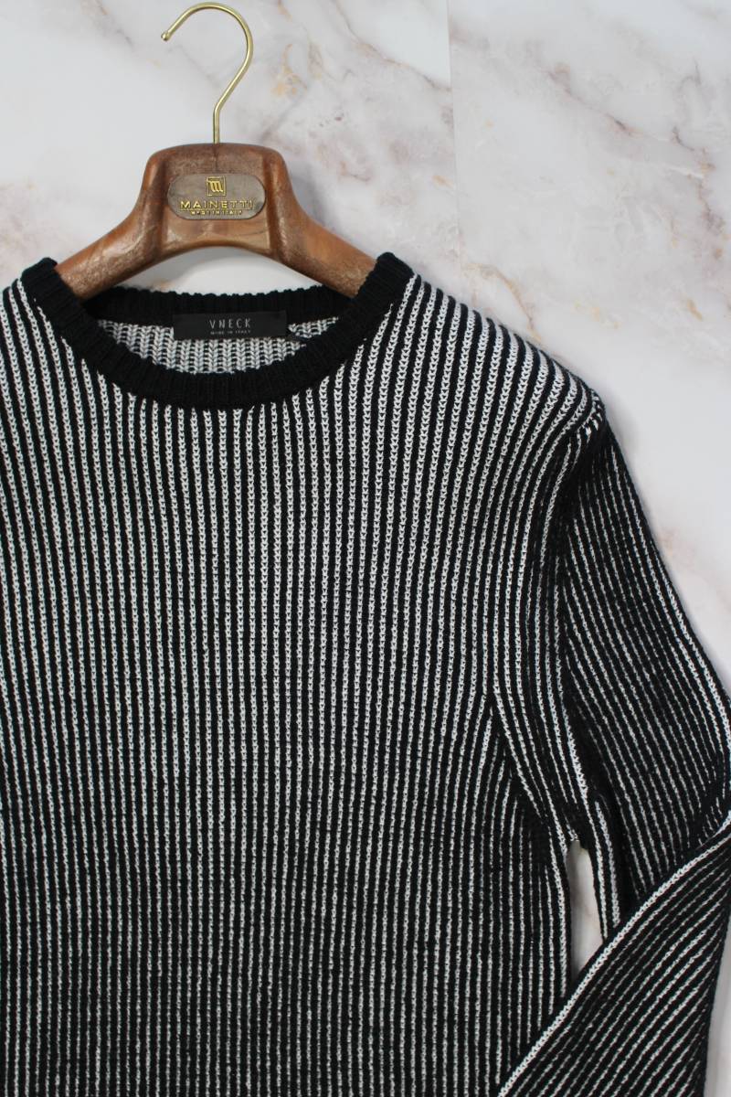 50 秋冬 スペシャル特価!「ブイネック」イタリア製・ニット専業ブランド・ブラック・ストライプ♪サイズ50(L)拍卖