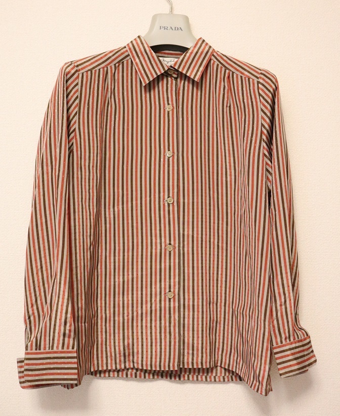 ★東京スタイル★mydol★プリントブラウス 長袖シャツ ブラウス★レッド×ブラウン×ブラウン寄りのグレー拍卖