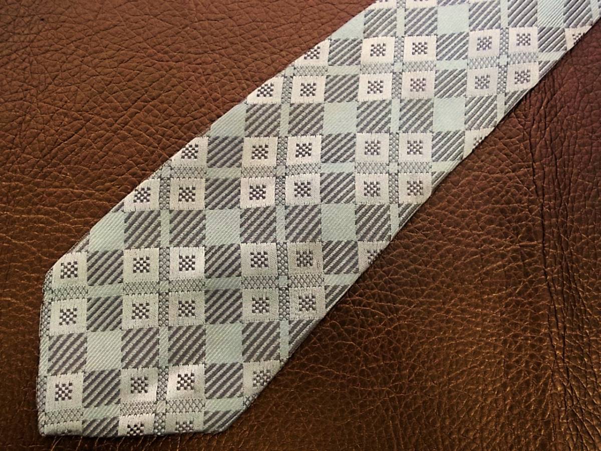 【セール品♪】H0025♪【人気の中細】マーガレットハウエルのネクタイ♪ナロータイ♪拍卖