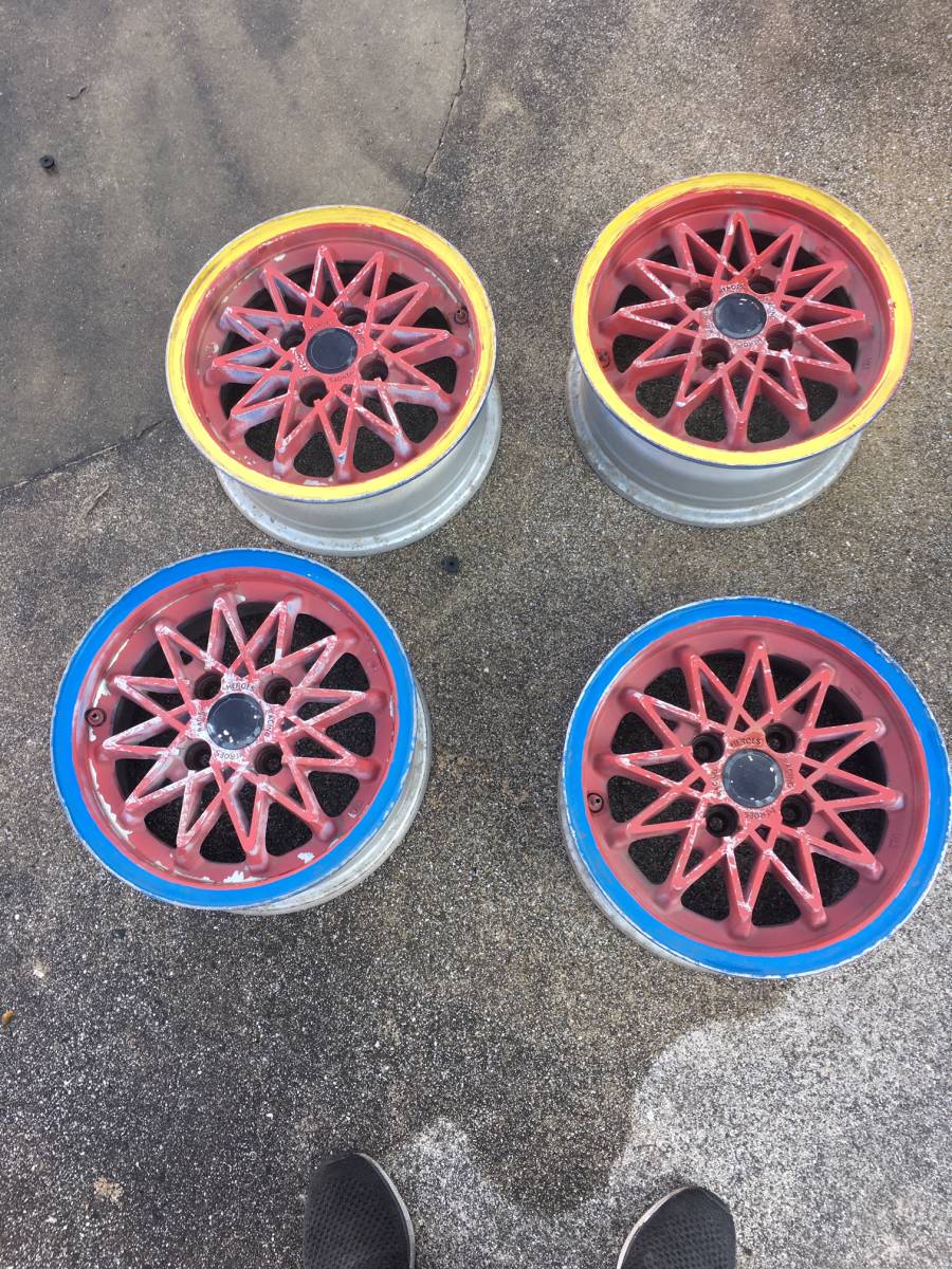 希少 当時物 レストアベース ヒーローズレーシング 5.5J 13インチ +38 希少PCD100 4本セット 40年以上前のホイルです拍卖