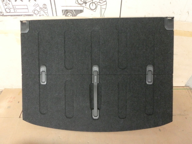 ボルボV40 ラゲッジ ボード 平成27年 DBA-MB4154T リアシート後 トランク 31332549 T3 2015y 2.9万km 拍卖