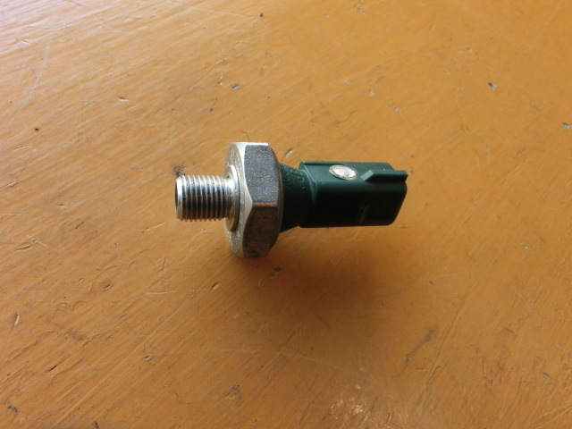 ゴルフ6 スイッチ 11y ヴァリアントDBA-1KCAV オイルプレッシャー CAV 平成23年 12.4万km 拍卖