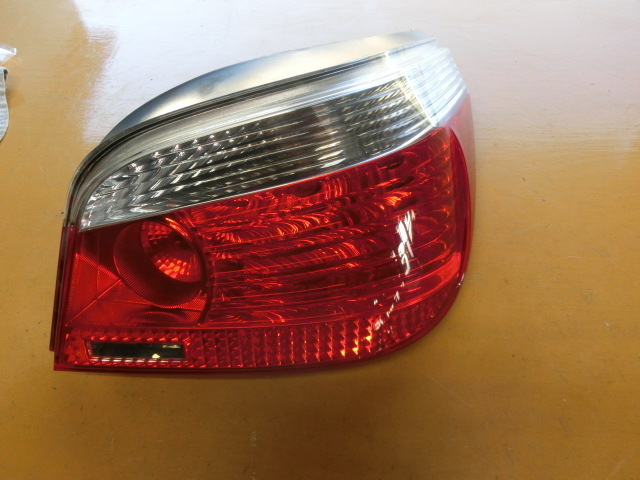 E60 525i 右 テールランプ 平成19年ABA-NE25 ライト セダンBMW5シリーズ 07y 前期 ii 拍卖