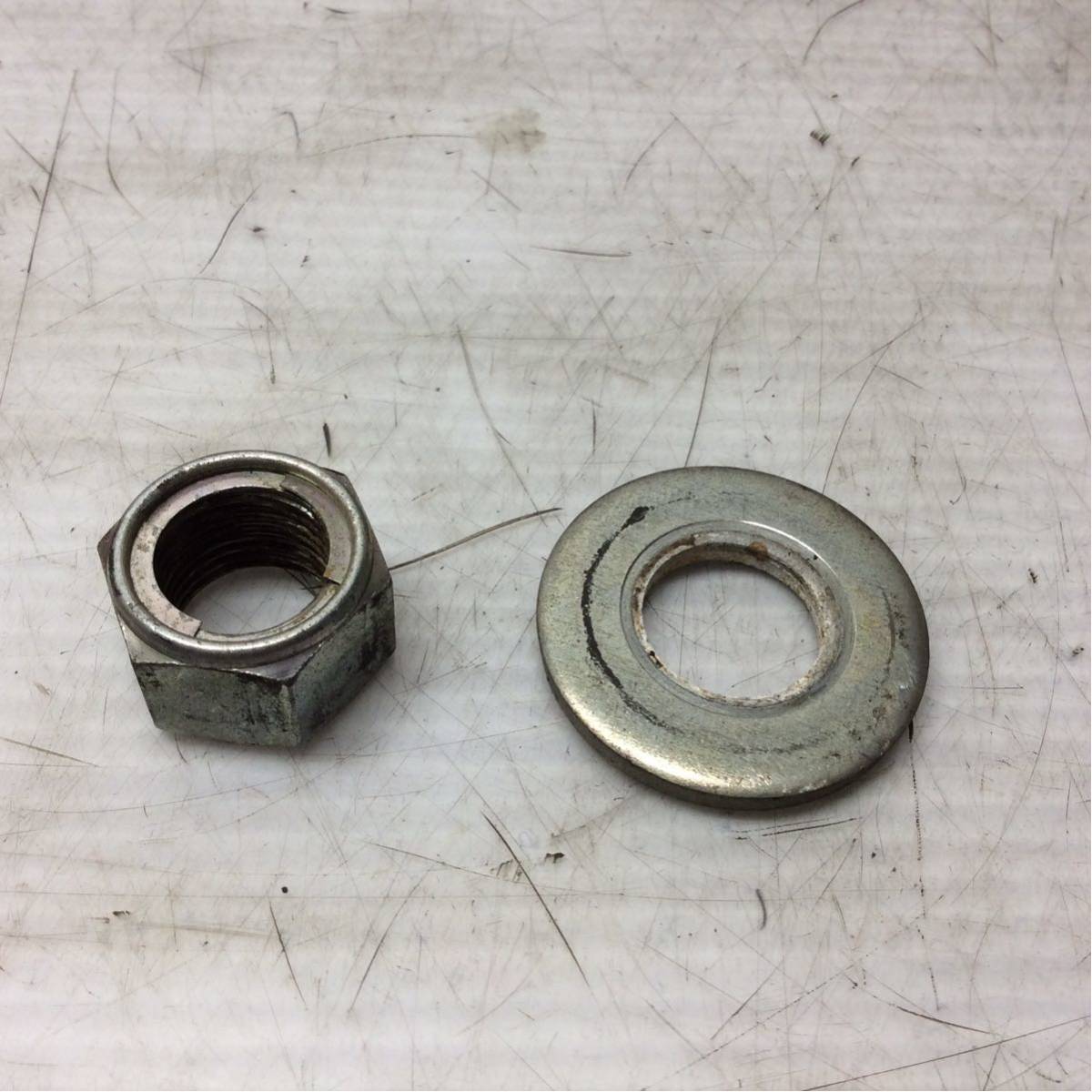 C64-23 スズキ レッツ4 CA45A リアホイールナット 純正部品拍卖