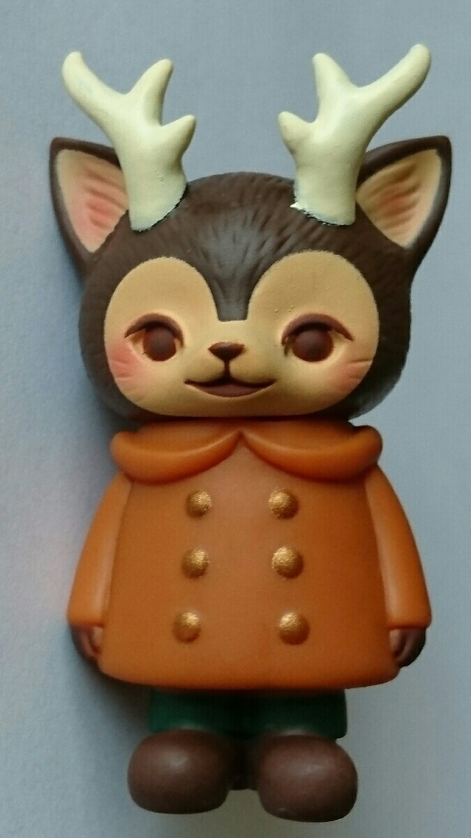 MORRIS VAG 第16彈 ひなたかほり 角のはえた猫モリス オレンジのコート×濃緑色のズボン 500円のガチャ メディコムトイ 画像使い回し拍卖