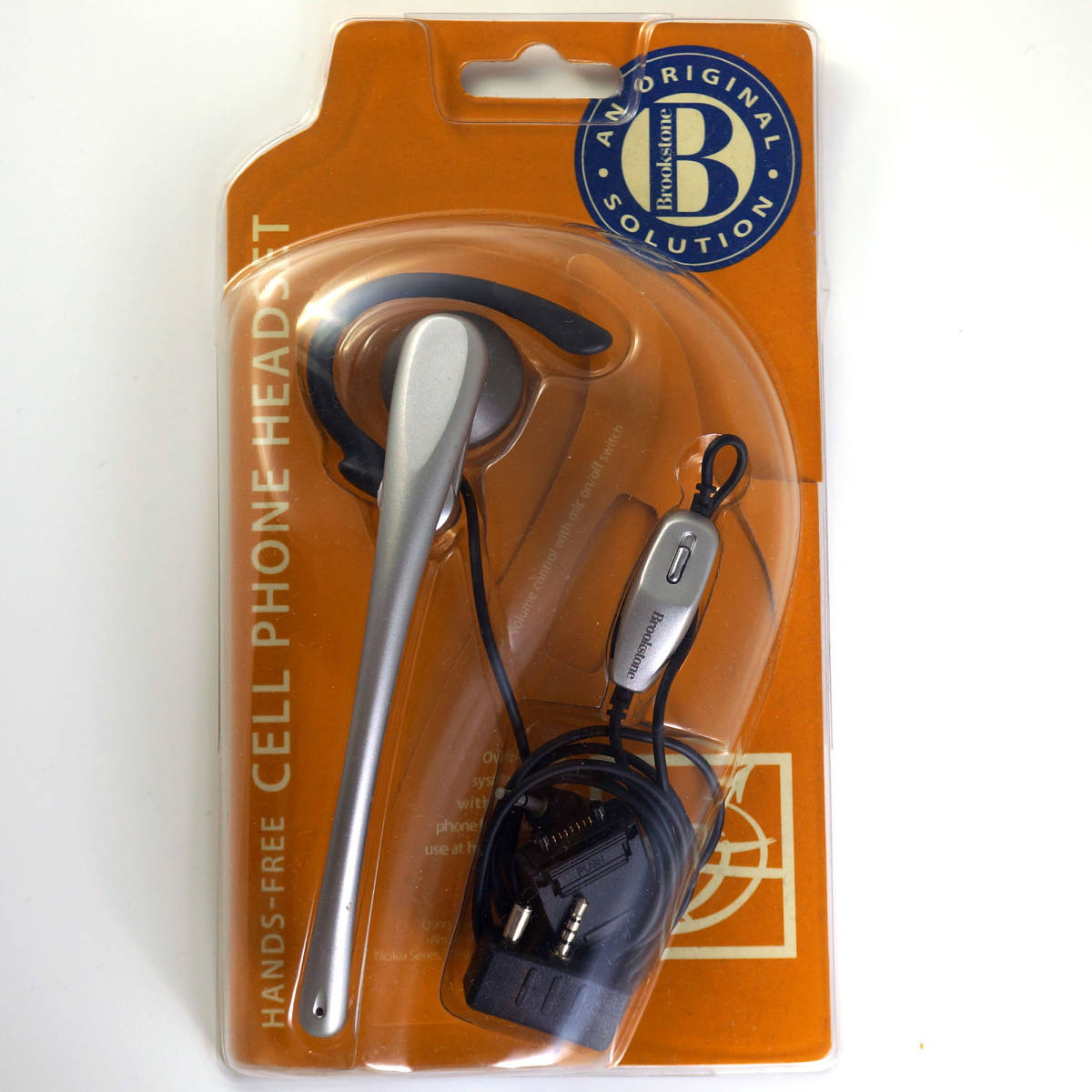 BROOKSTONE ハンズフリーヘッドセット ボリューム調整・ミュート機能つき ブルックストーン アメリカ拍卖