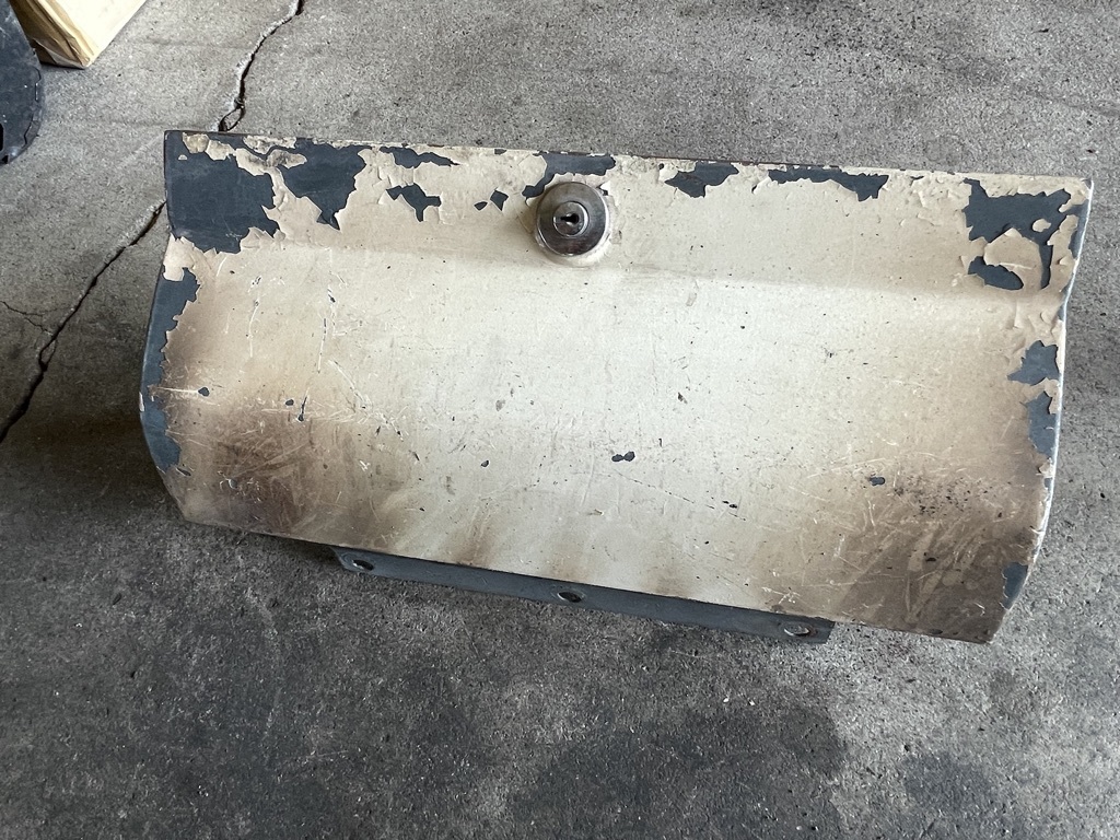 1959 シボレー グローブボックス拍卖