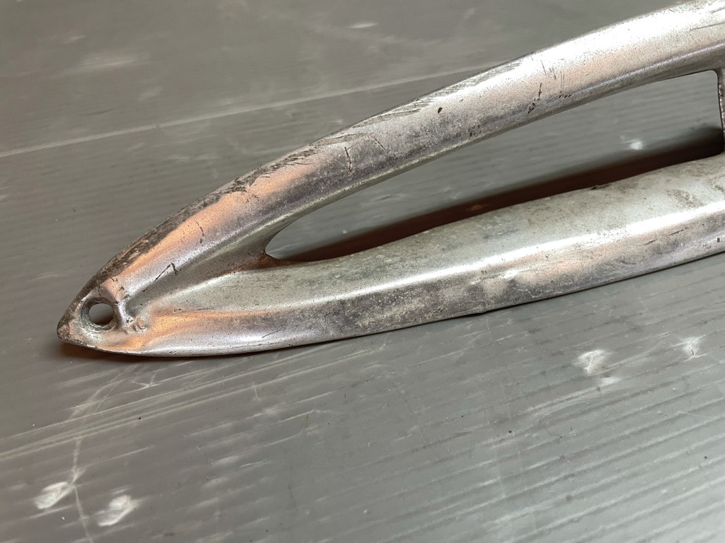 1959 インパラ ターンシグナルランプベゼル 左右拍卖