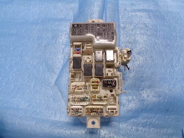 B21A デイズルークス ヒューズボックス 2111-9481拍卖