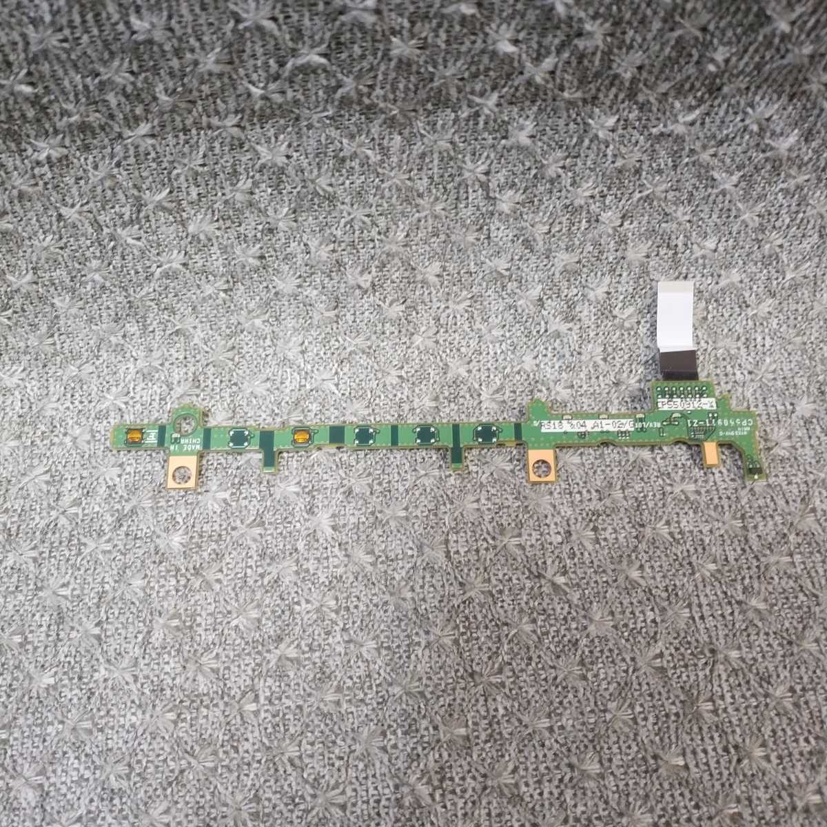 岐阜 即日発 送料185円~ ★ 富士通 FMV LIFEBOOK A561/C 等用 電源スイッチボード CP550911-Z1 CP550912-X1 ★動作確認済 A369拍卖