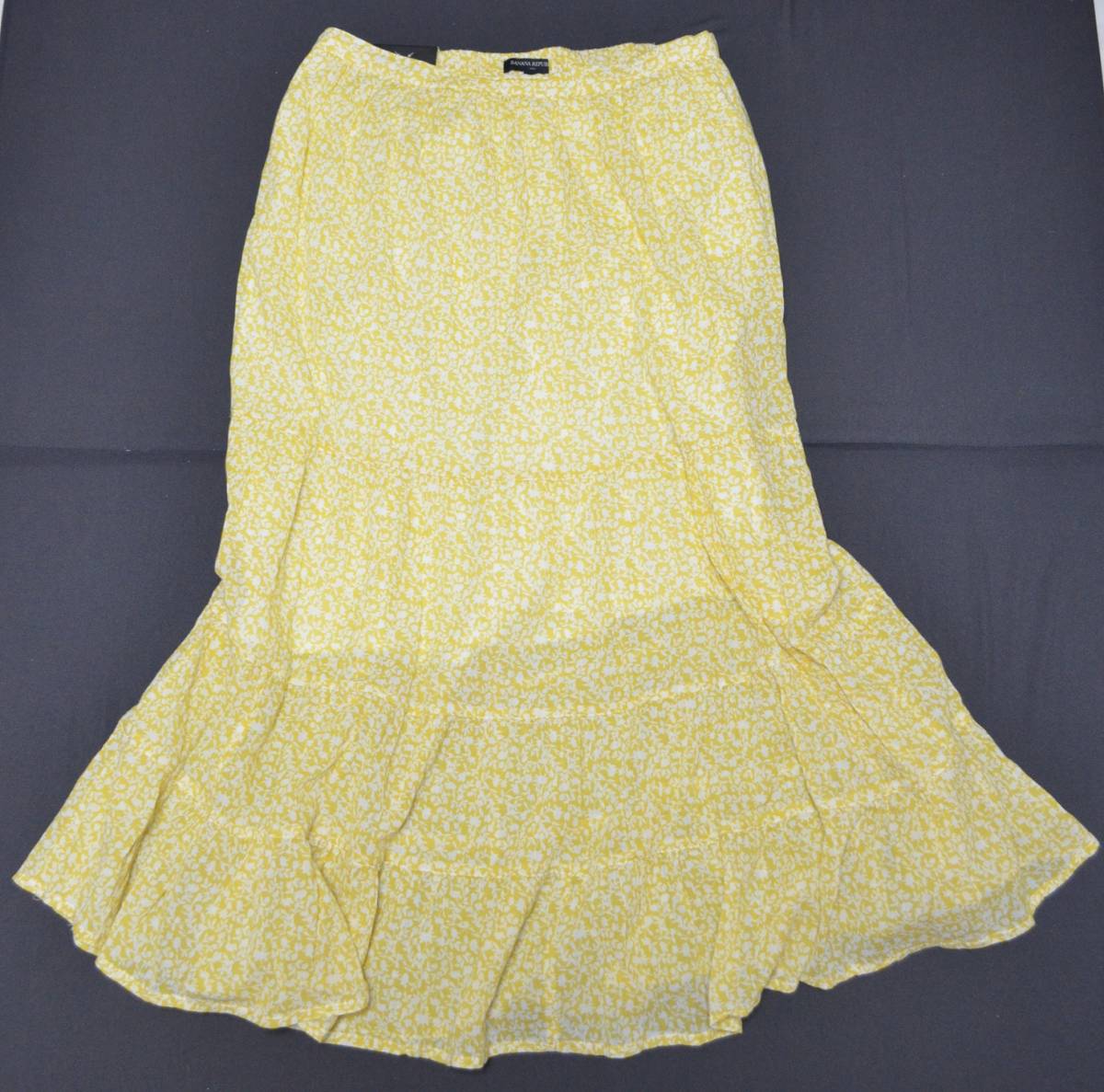 06【新品タグ付】*Banana Republic バナナリパブリック 植物柄ギャザースカート 裏地付 M ウエストゴム内蔵 4段 黄系 定価13640円 送料無料拍卖