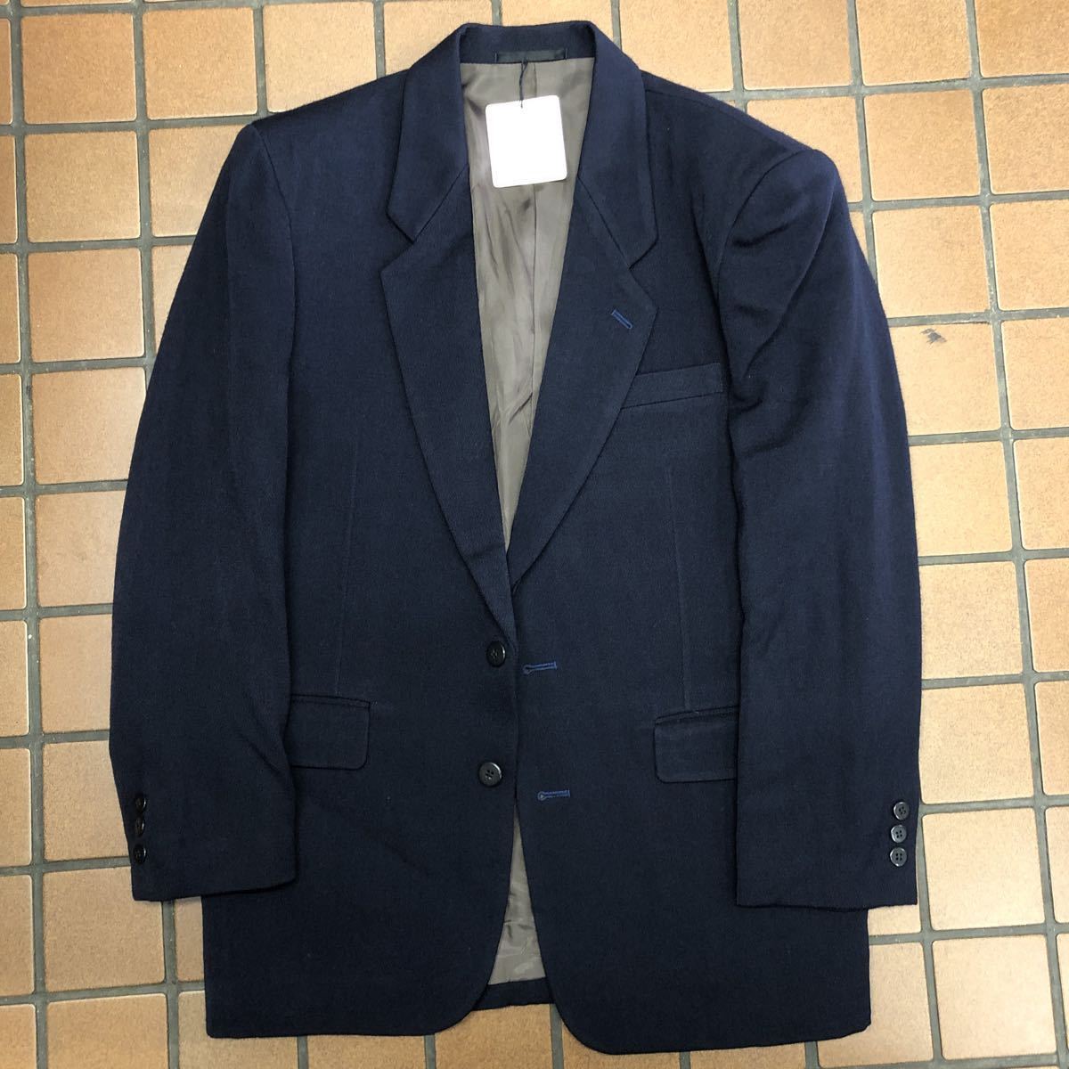 ヤフオク限定品/【価格破壊】/新品未使用/Mサイズ/ウール100%テーラードジャケット/濃紺ネイビー/フワフワ生地/ストライプ/肉厚 暖生地/拍卖