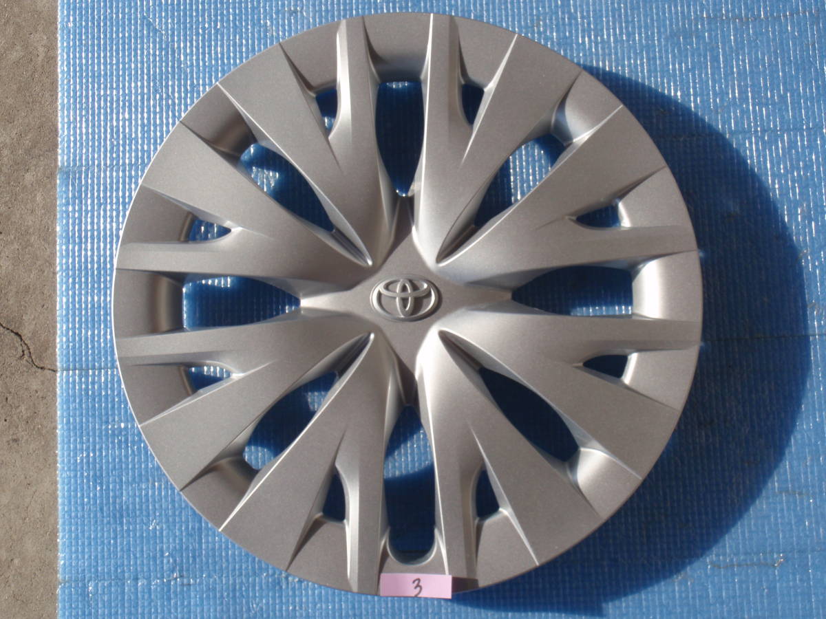 ③トヨタ ヤリス 純正 15インチ ホイールキャップ ホイールカバー【中古品】1枚のみ 拍卖