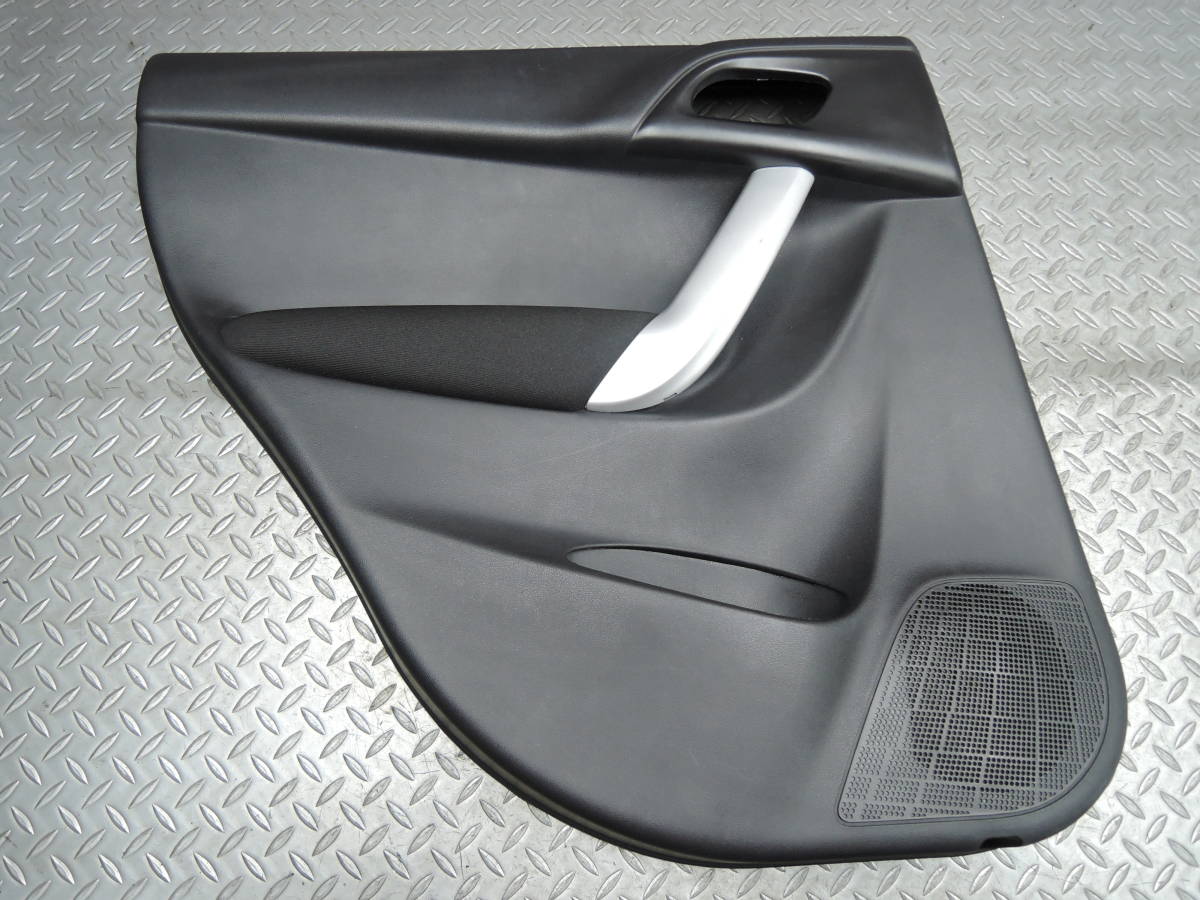 ・ ABA-A55F01 シトロエン C3 純正 【リア左】 ドア トリム 内張り パネル C-9904拍卖