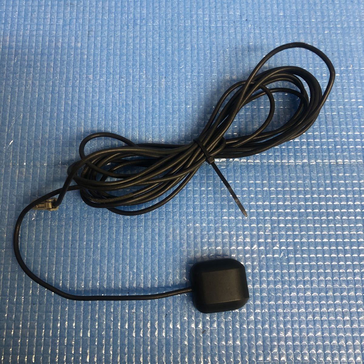 動作未確認 トヨタ純正 GPSアンテナ 08663-00480 GPS-A8167 ZT-91 パイオニア拍卖