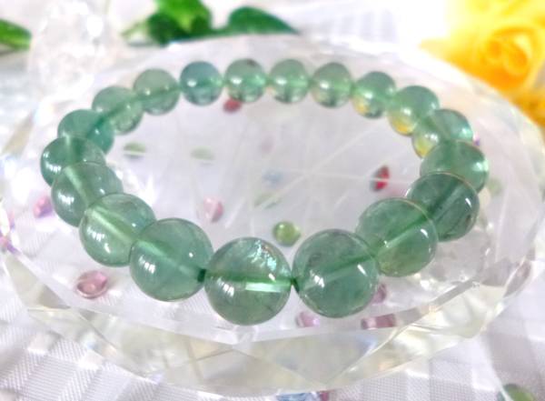 ★魂の浄化★爽やかな風☆心の癒し☆リラクゼーション効果☆グリーンフローライト♪ ☆10mm☆ ☆16cm☆拍卖