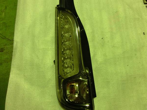 ★★★A755★★ スペーシア カスタム MK32S 純正 左テールライト 220-59295拍卖