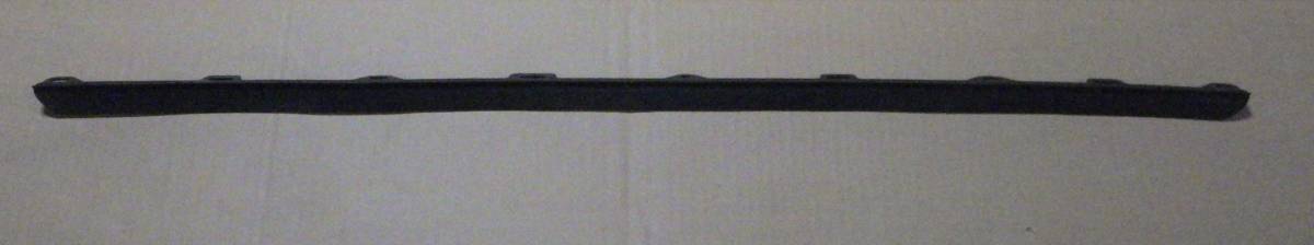 即決 JB74W シエラ バンパーゴム リップゴム フロント 71741-78R0 ※送込拍卖