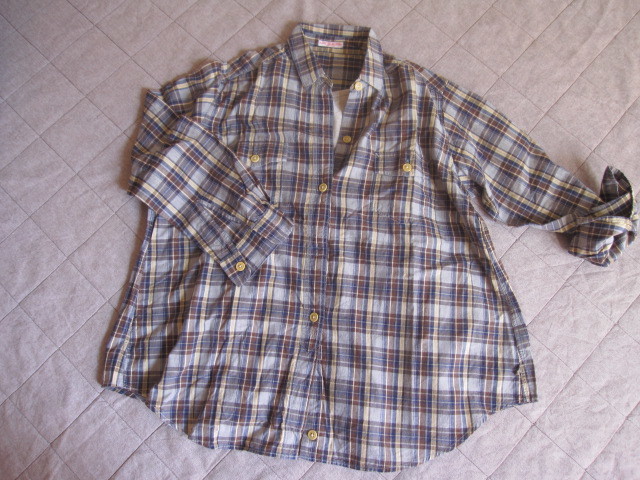 ジャーナルスタンダード チェックのボタンシャツ /着用回数少なくきれいです☆Aラインがかわいい拍卖