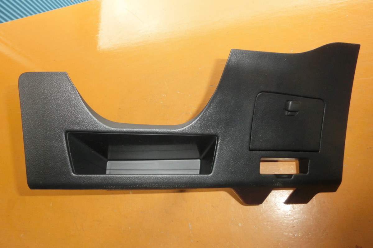 後期 bB アンダー カバー 平成22年 DBA-QNC20 コラム 下側 S HIDセレクション14.3万km拍卖