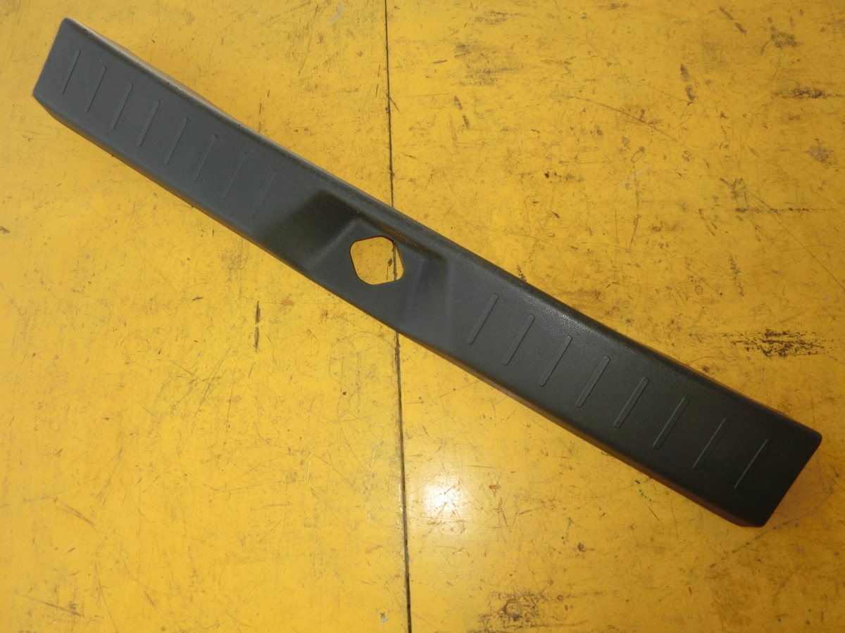 ★ムーヴ スカッフ プレート 平成26年 前期 DBA-LA150S バックドア カスタムX SA 15.6万km拍卖