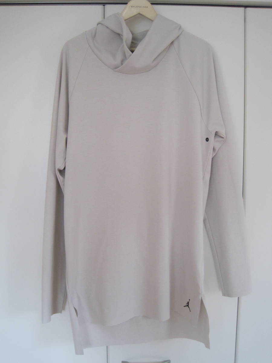 NIKE ジョーダン 袖口、裾切りっぱなし 裾長め 大きめパーカー レイヤードにも M拍卖